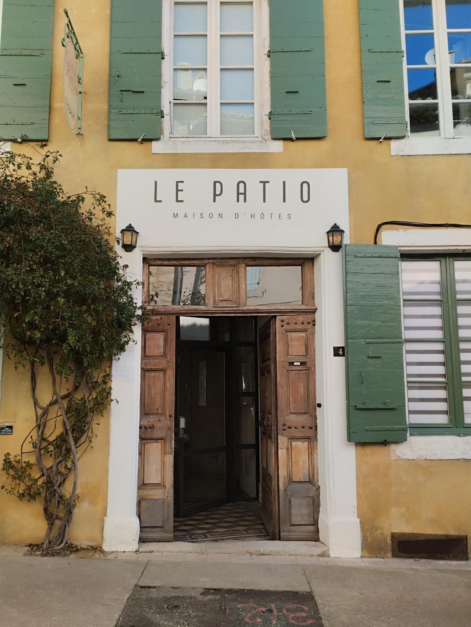 Le Patio Hotel Grignan Exterior foto